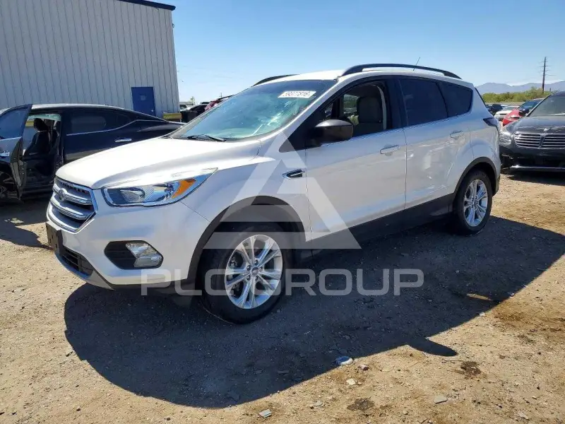 2018 Ford ESCAPE photo