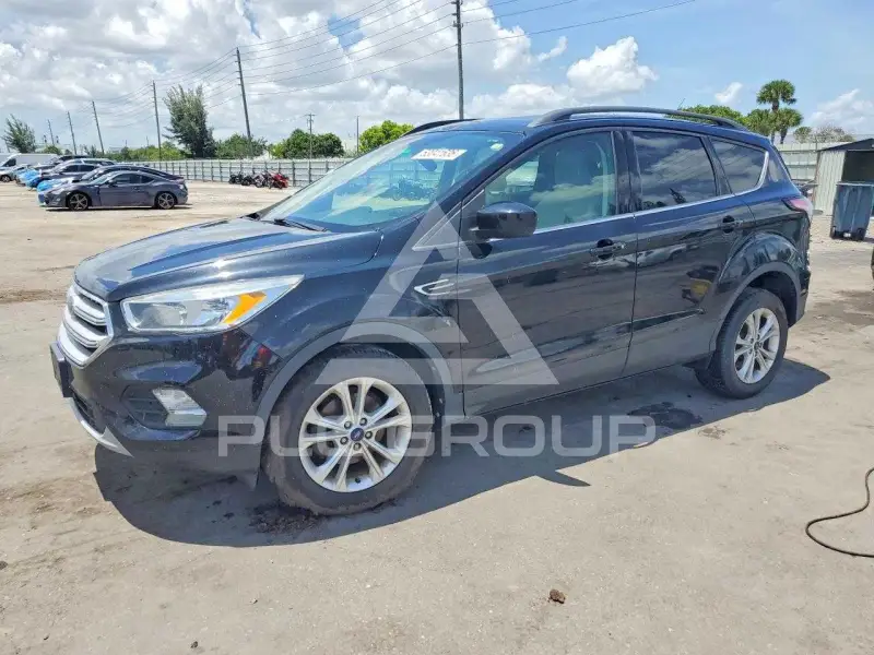 2018 Ford ESCAPE photo