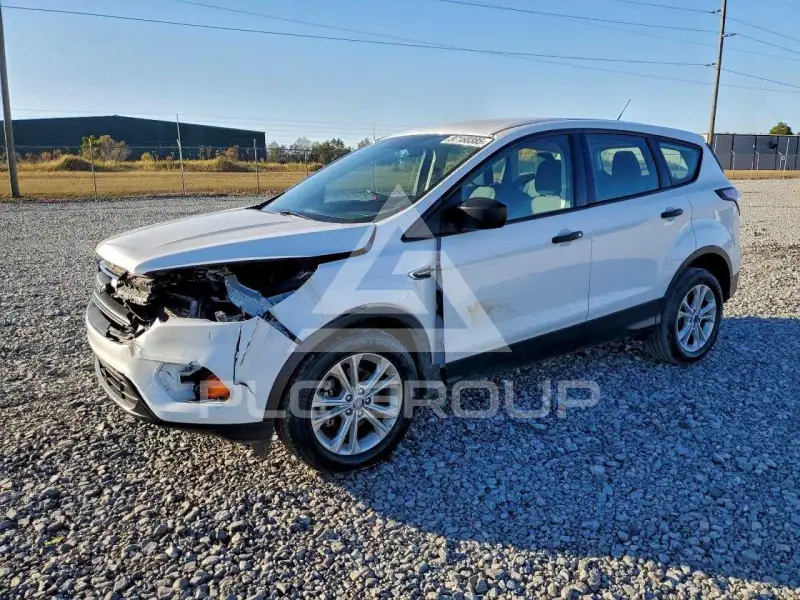 2018 Ford ESCAPE photo