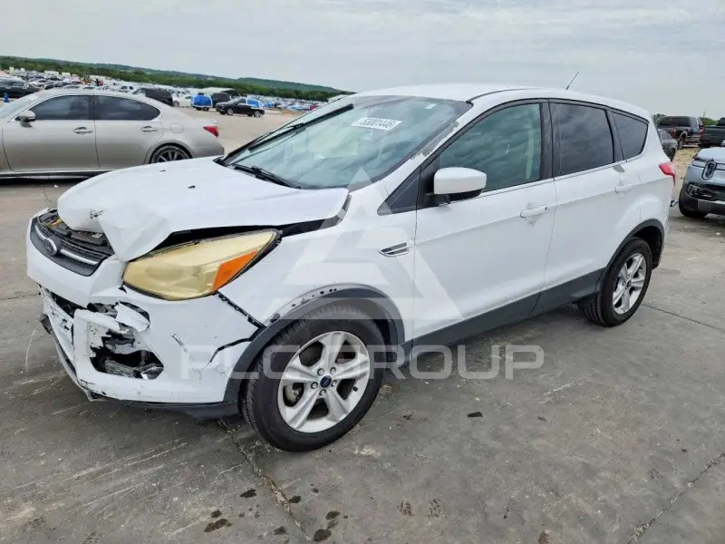 2018 Ford ESCAPE photo