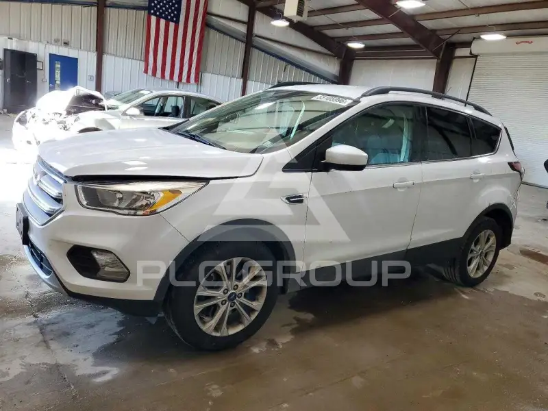 2018 Ford ESCAPE photo