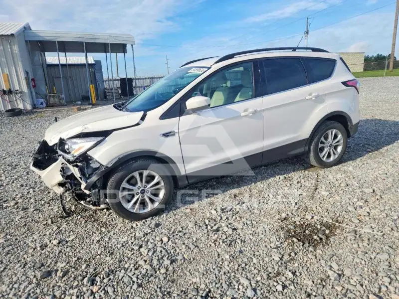2018 Ford ESCAPE photo