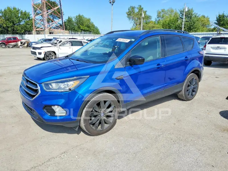 2018 Ford ESCAPE photo
