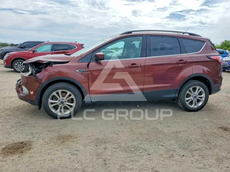 2018 Ford ESCAPE photo