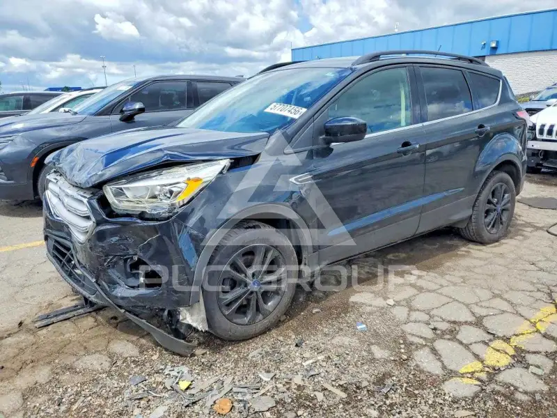 2018 Ford ESCAPE photo