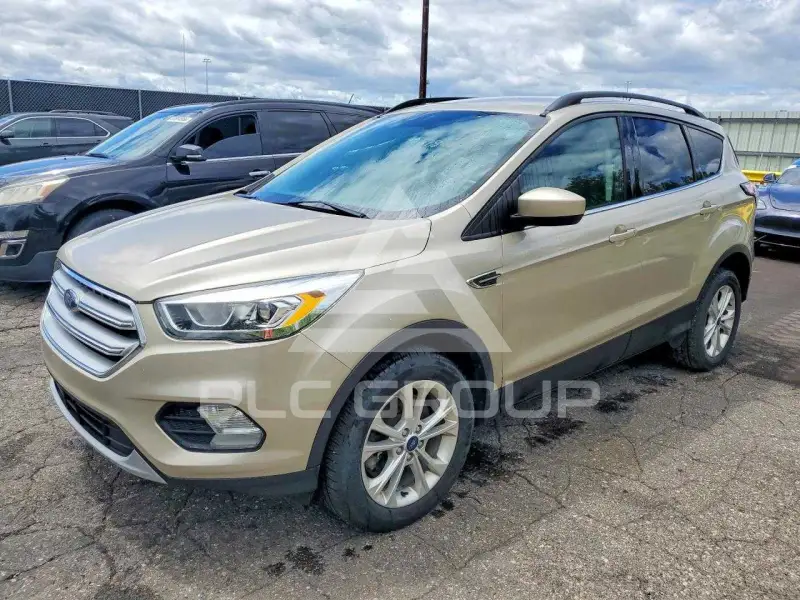 2018 Ford ESCAPE photo