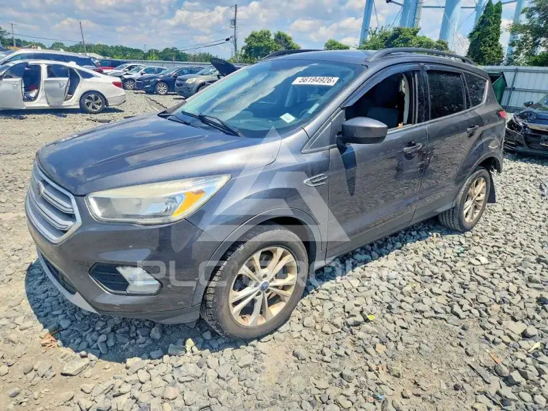 2018 Ford ESCAPE photo