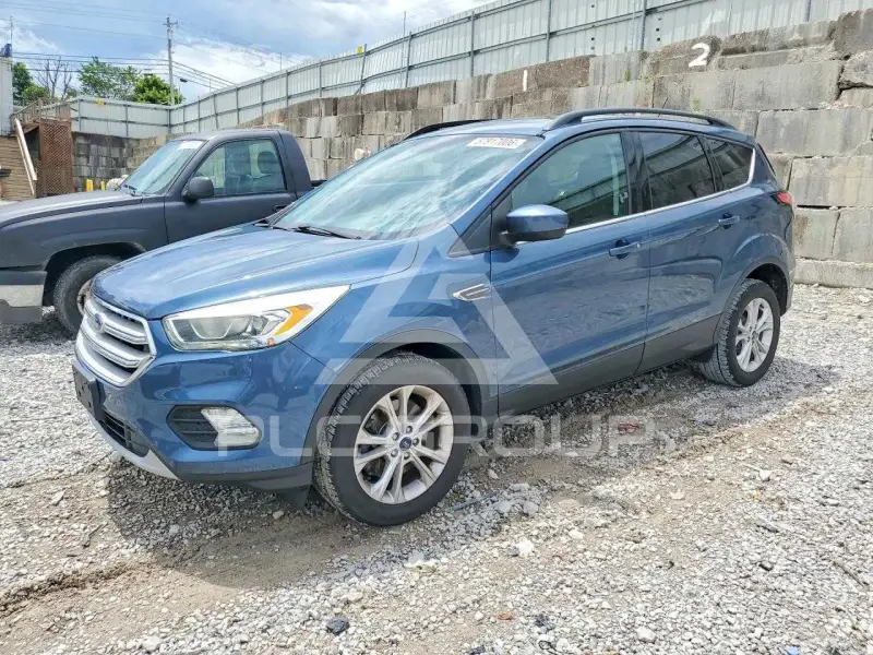 2018 Ford ESCAPE photo