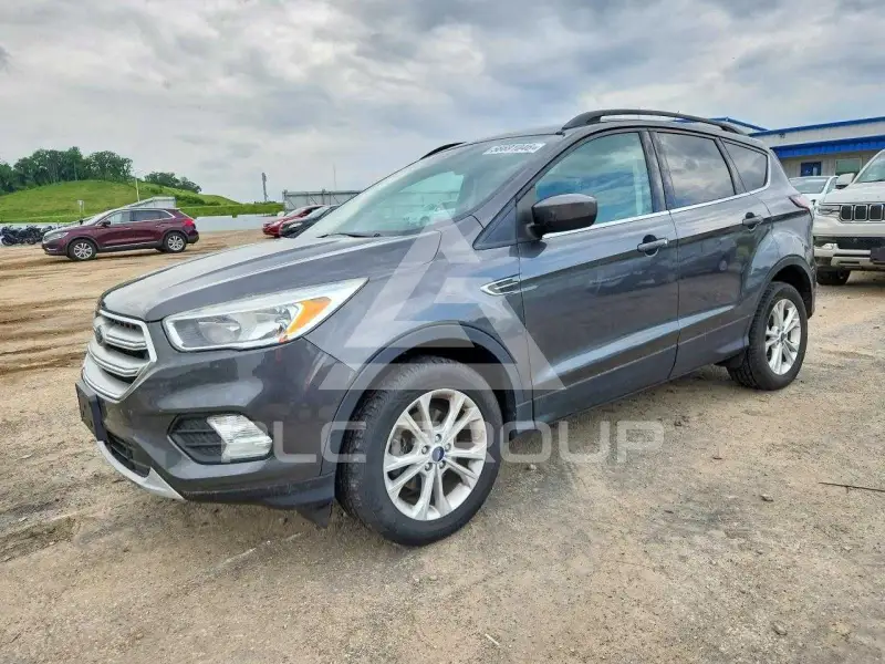 2018 Ford ESCAPE photo