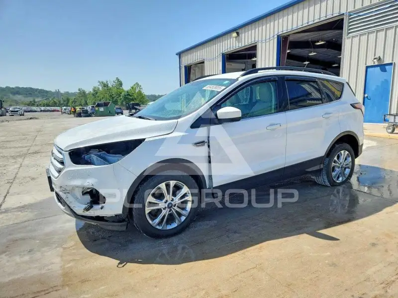 2018 Ford ESCAPE photo