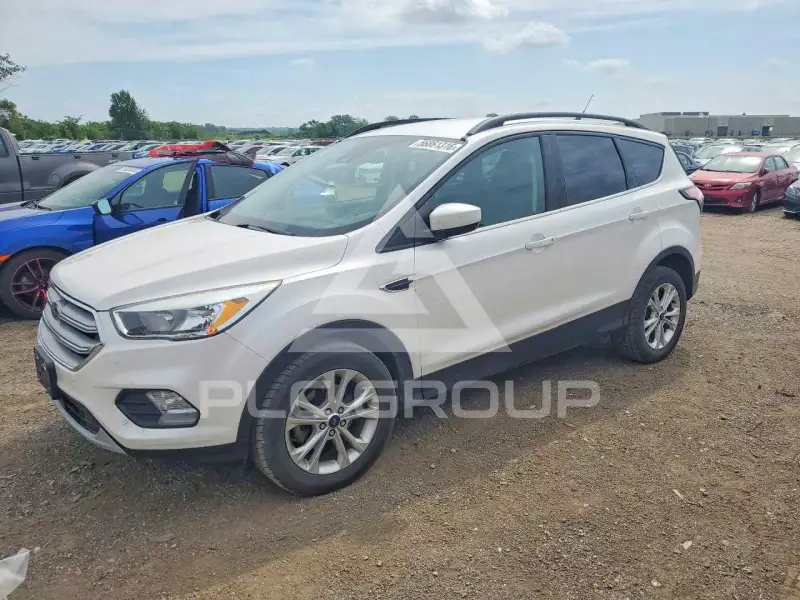 2018 Ford ESCAPE photo