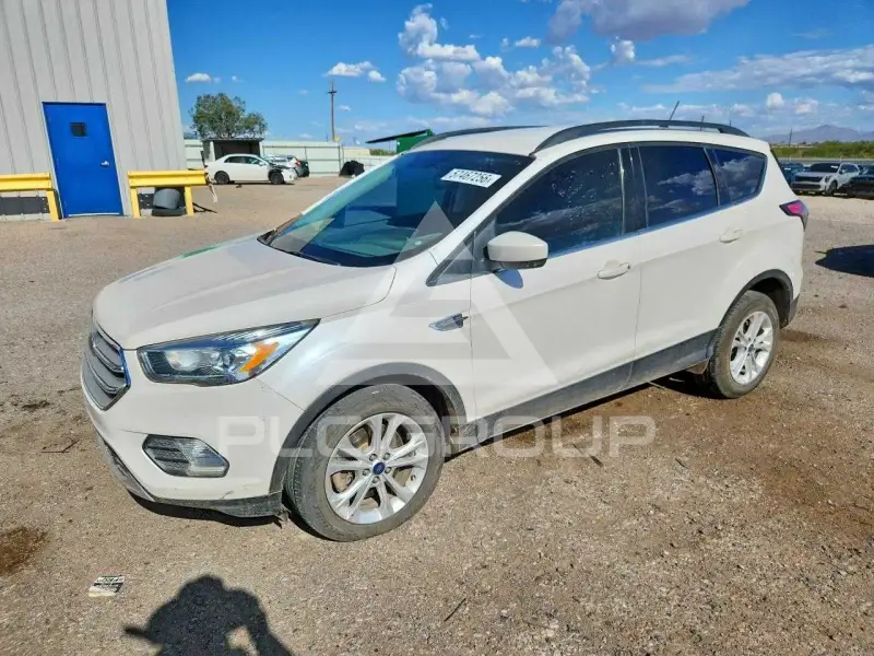 2018 Ford ESCAPE photo