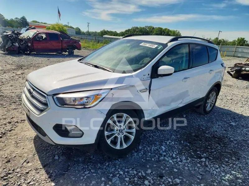 2018 Ford ESCAPE photo