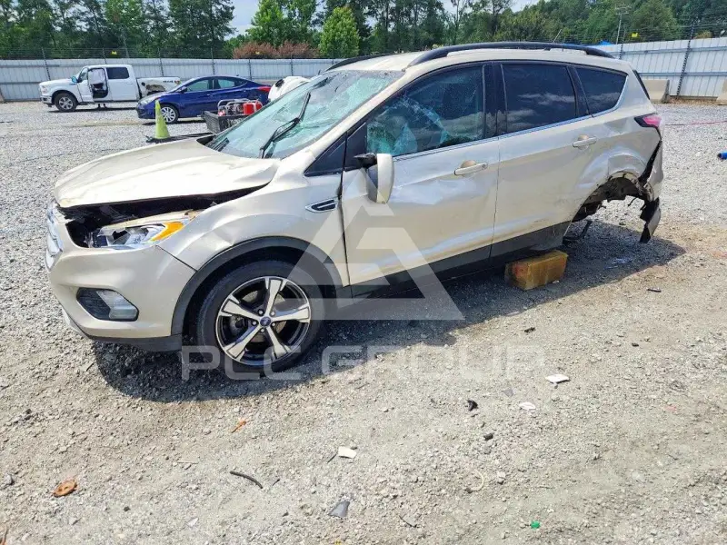 2018 Ford ESCAPE фото