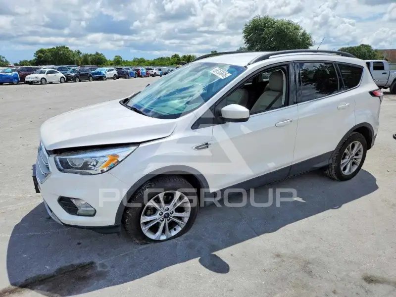 2018 Ford ESCAPE photo