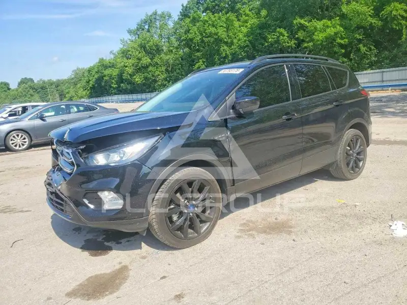 2018 Ford ESCAPE фото