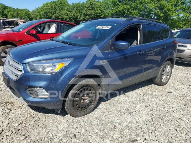 2018 Ford ESCAPE photo