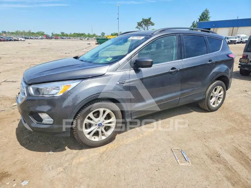 2018 Ford ESCAPE photo