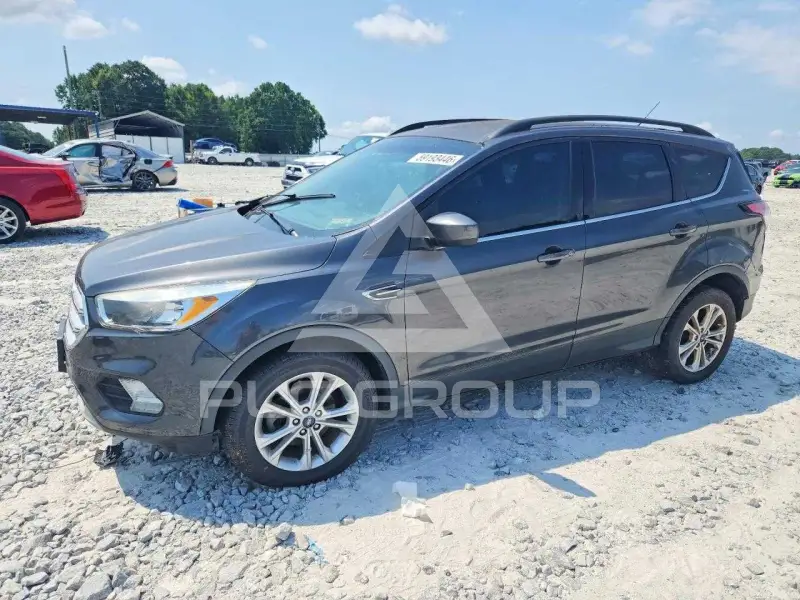 2018 Ford ESCAPE photo