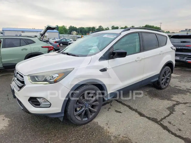 2018 Ford ESCAPE фото