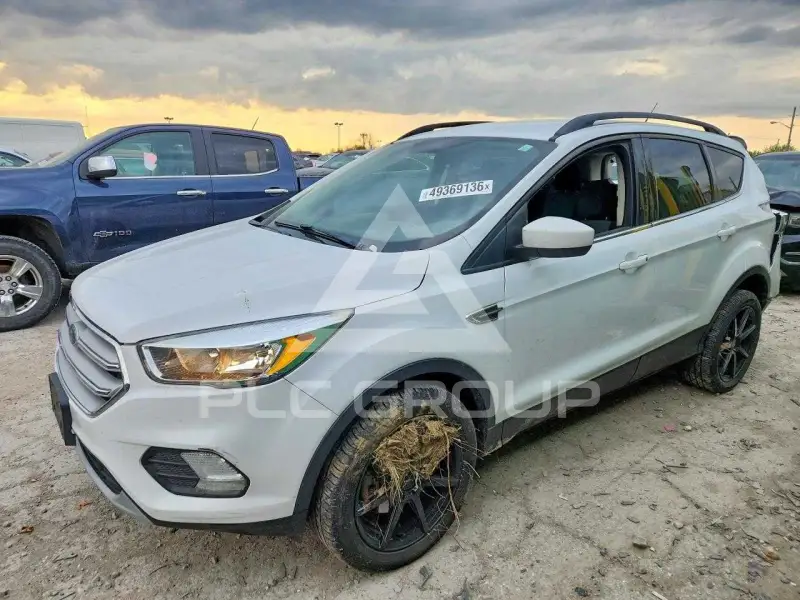 2018 Ford ESCAPE photo