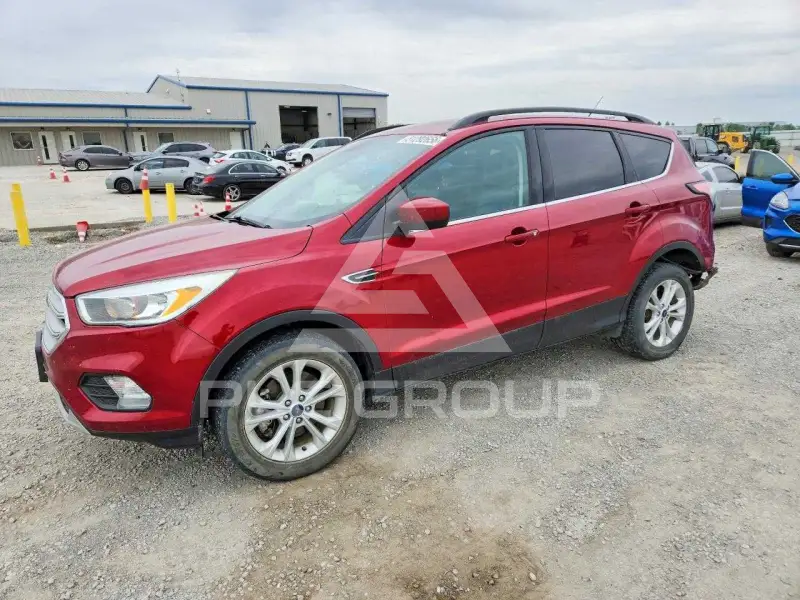 2018 Ford ESCAPE photo
