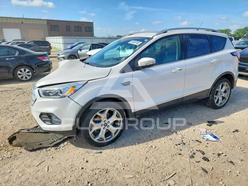 2018 Ford ESCAPE фото