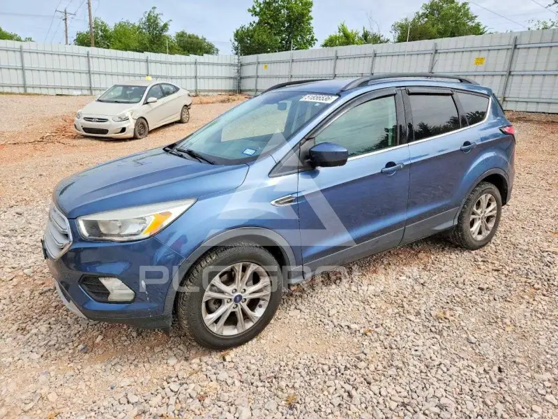 2018 Ford ESCAPE photo