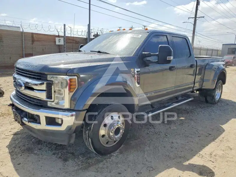 2018 Ford F-450 фото