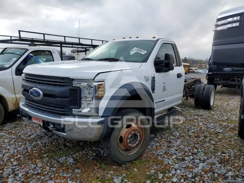 2018 Ford F-550 фото