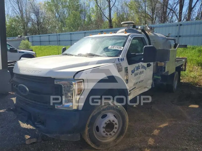 2018 Ford F-550 фото