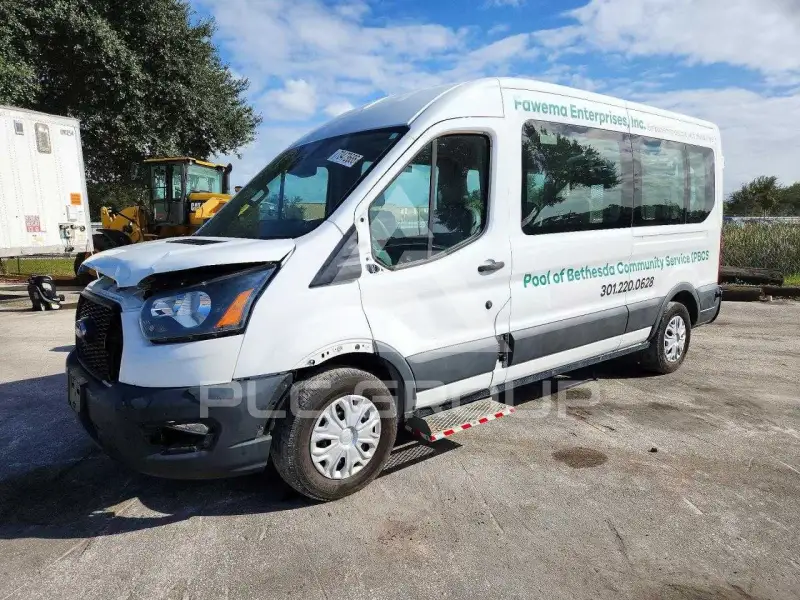2018 Ford TRANSIT фото