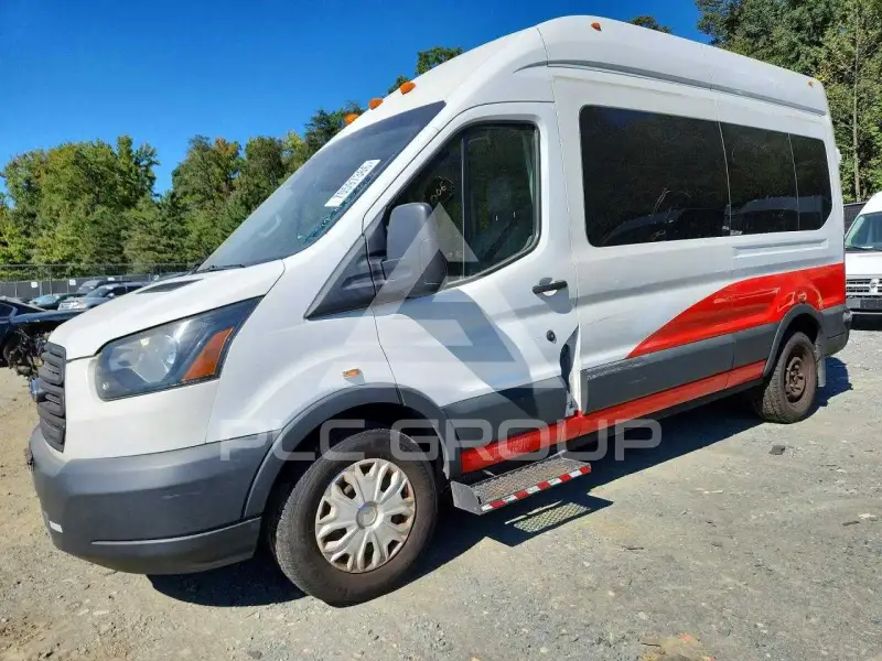 2018 Ford TRANSIT photo