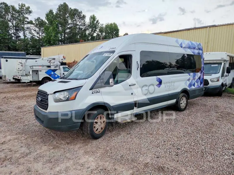 2018 Ford TRANSIT photo
