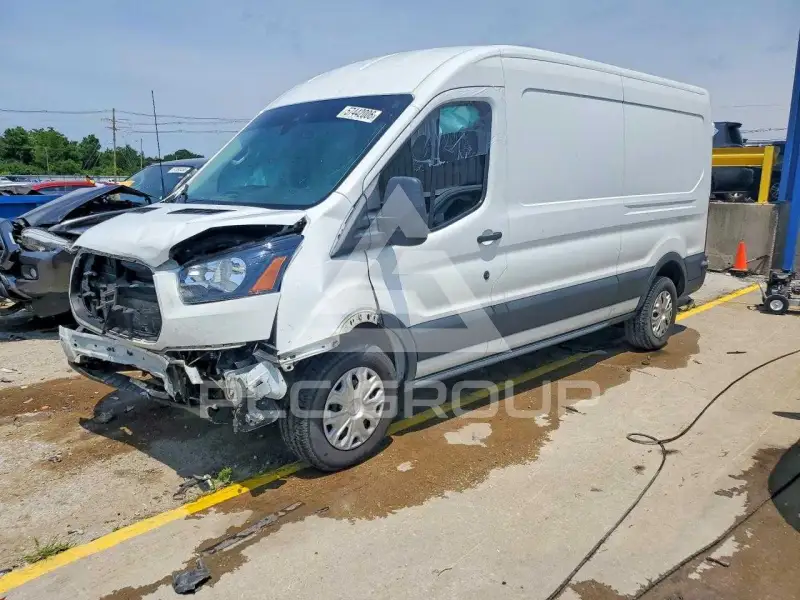 2018 Ford TRANSIT photo