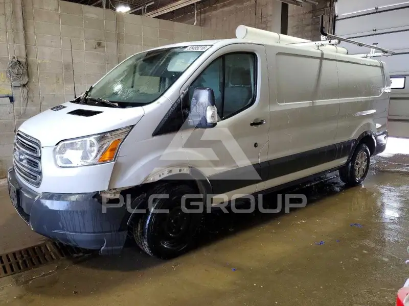 2018 Ford TRANSIT photo