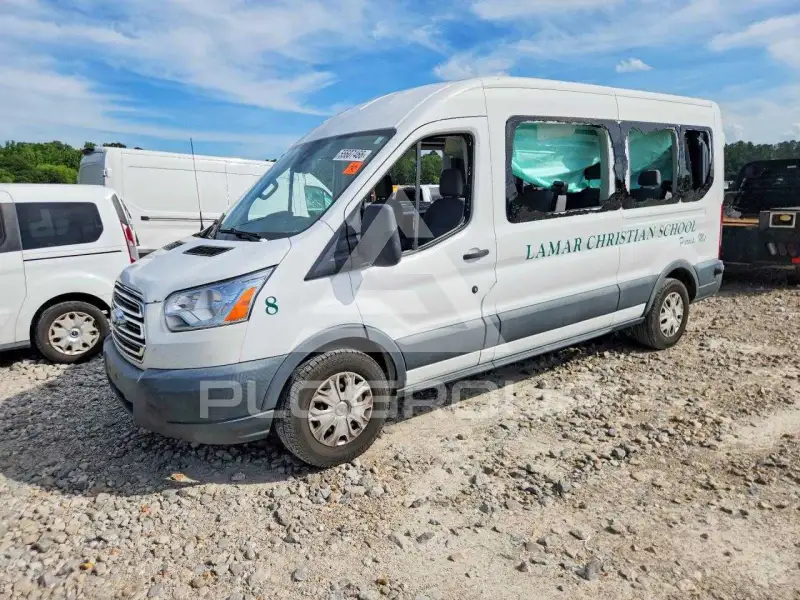 2018 Ford TRANSIT photo