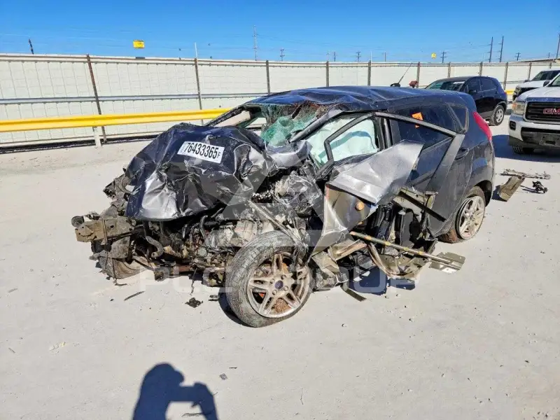 2018 Ford FIESTA фото