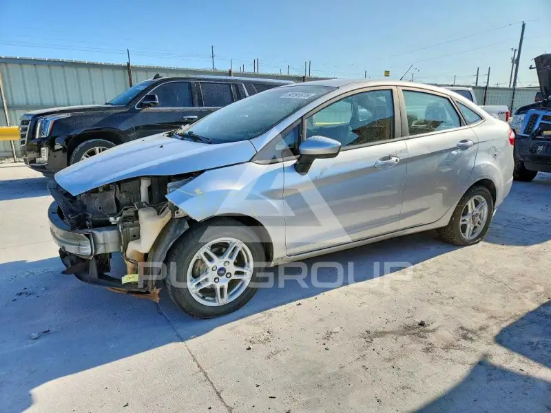 2018 Ford FIESTA фото