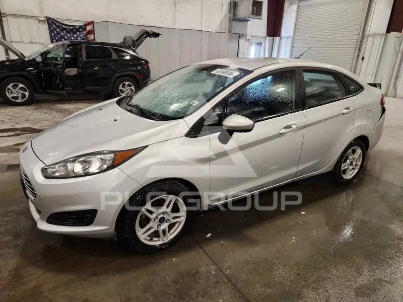 2018 Ford FIESTA фото