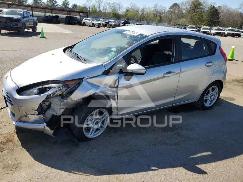 2018 Ford FIESTA фото