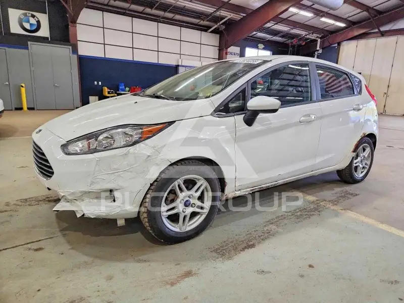 2018 Ford FIESTA фото