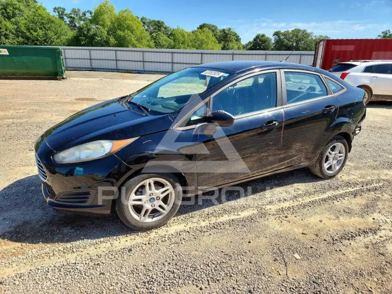 2018 Ford FIESTA фото