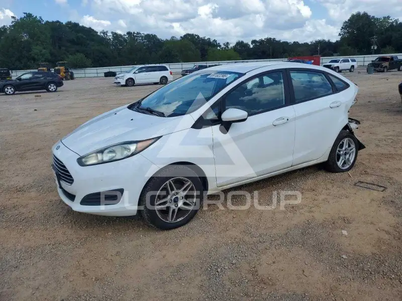 2018 Ford FIESTA фото