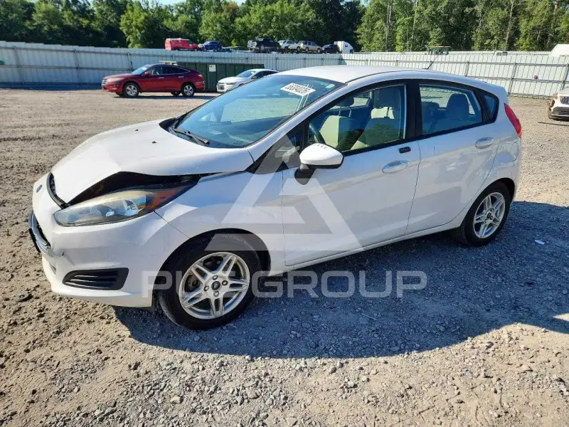 2018 Ford FIESTA фото