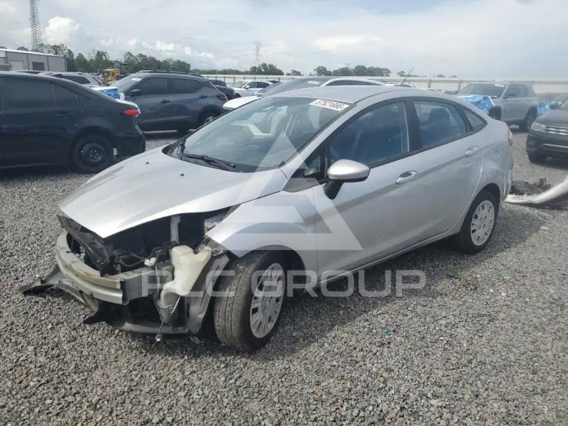 2018 Ford FIESTA photo
