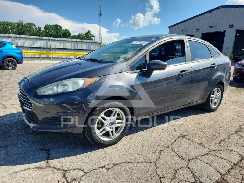 2018 Ford FIESTA фото