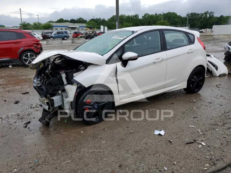 2018 Ford FIESTA фото