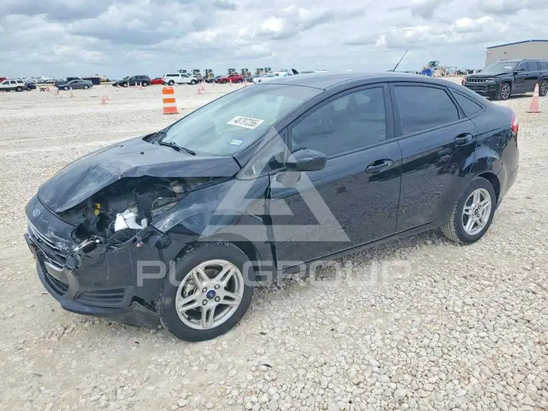 2018 Ford FIESTA фото