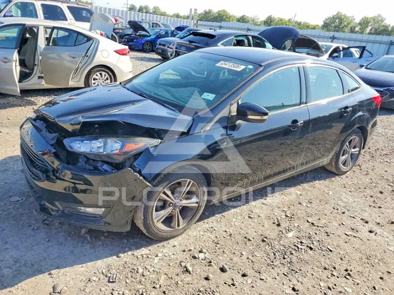 2018 Ford FOCUS фото